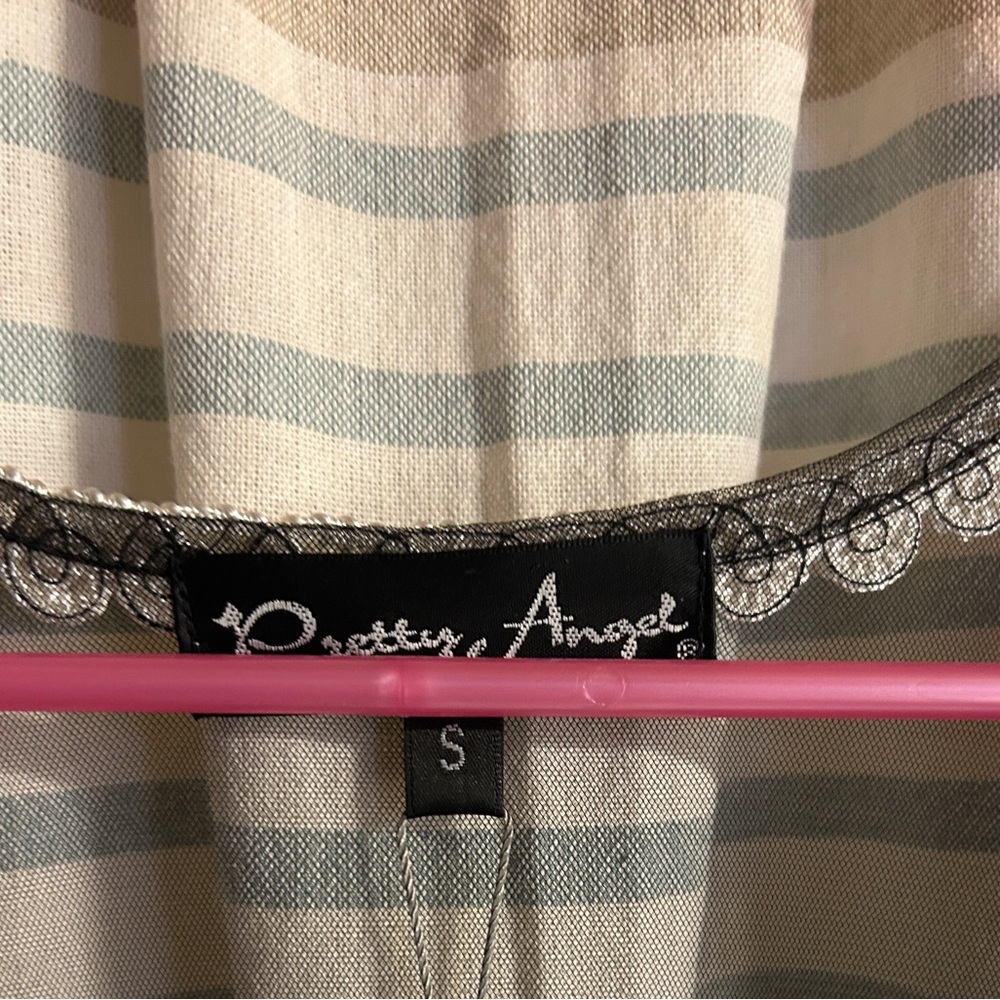 Pretty Angel Black and White Embroidered Blouse - Picture 3 of 8
